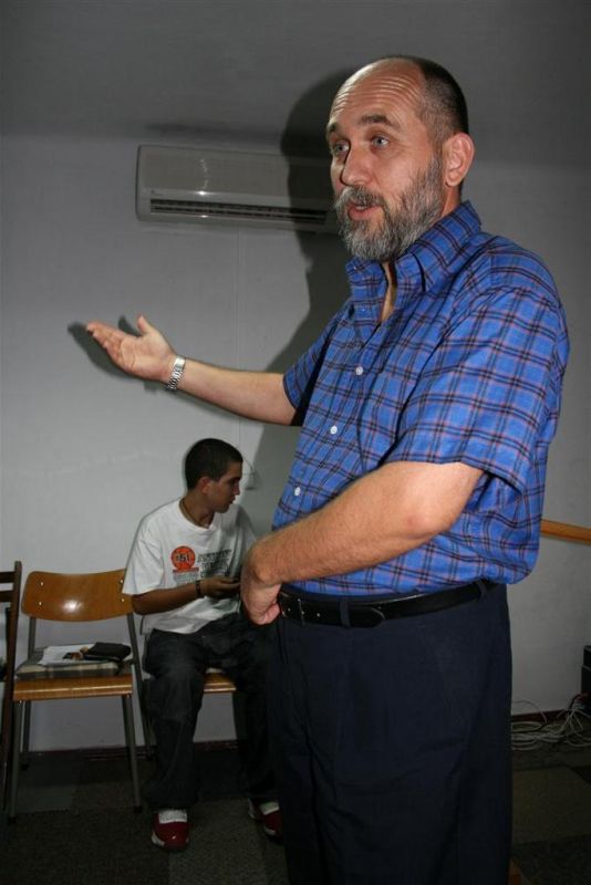 Conferinta Costel Ghica 07.jpg